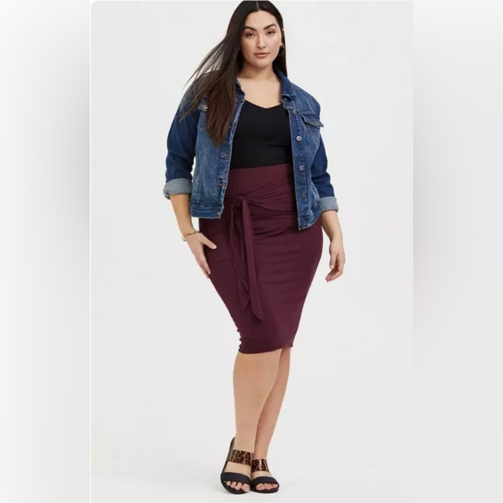 NWT‎ Torrid Burgundy Purple Jersey Tie Front Pencil Midi Skirt 1X (14/16)